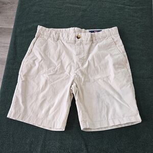 Vineyard Vines Men's Tan Flat Front Shorts 34